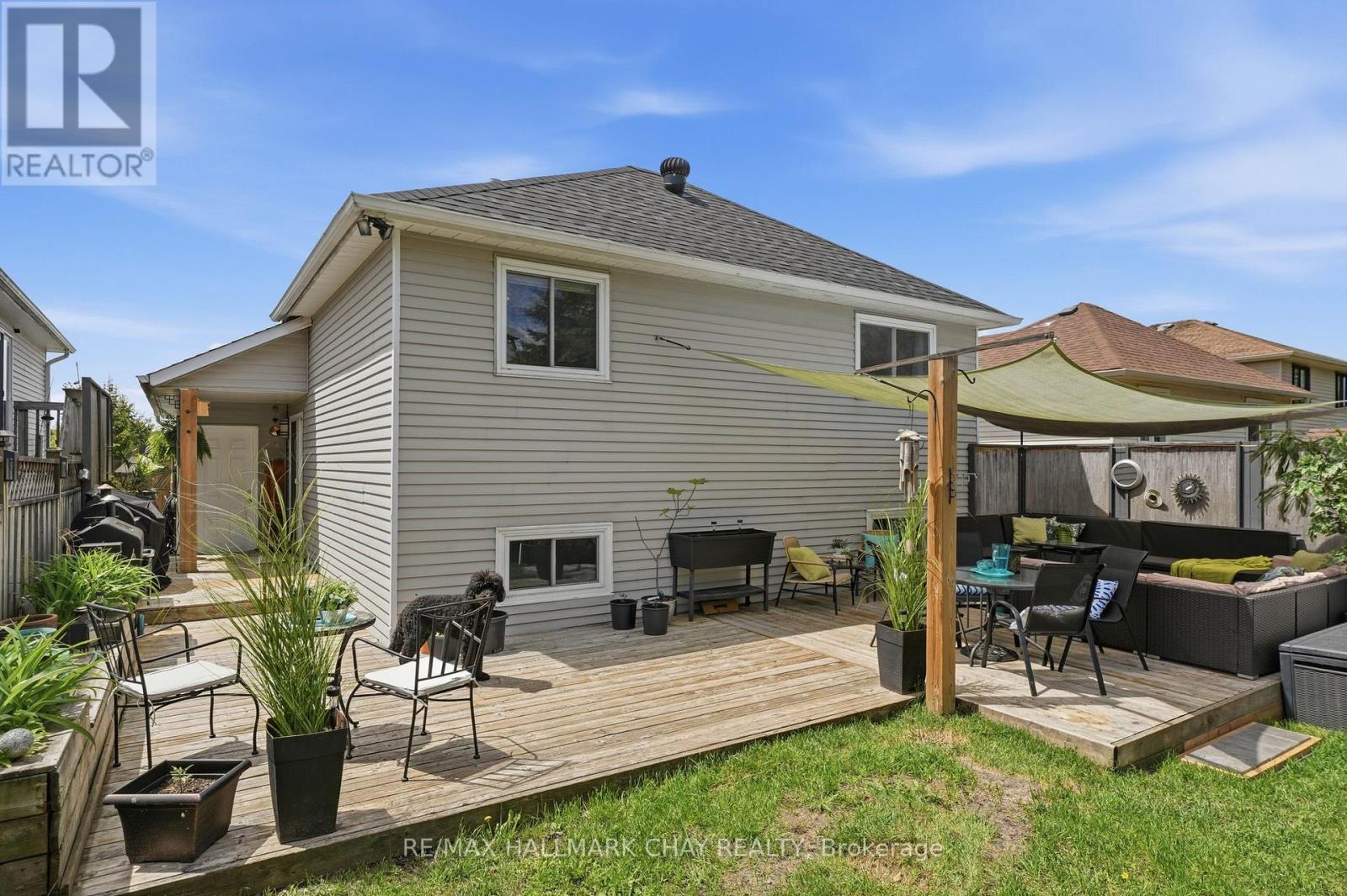 23 GOSNEY CRESCENT - 23