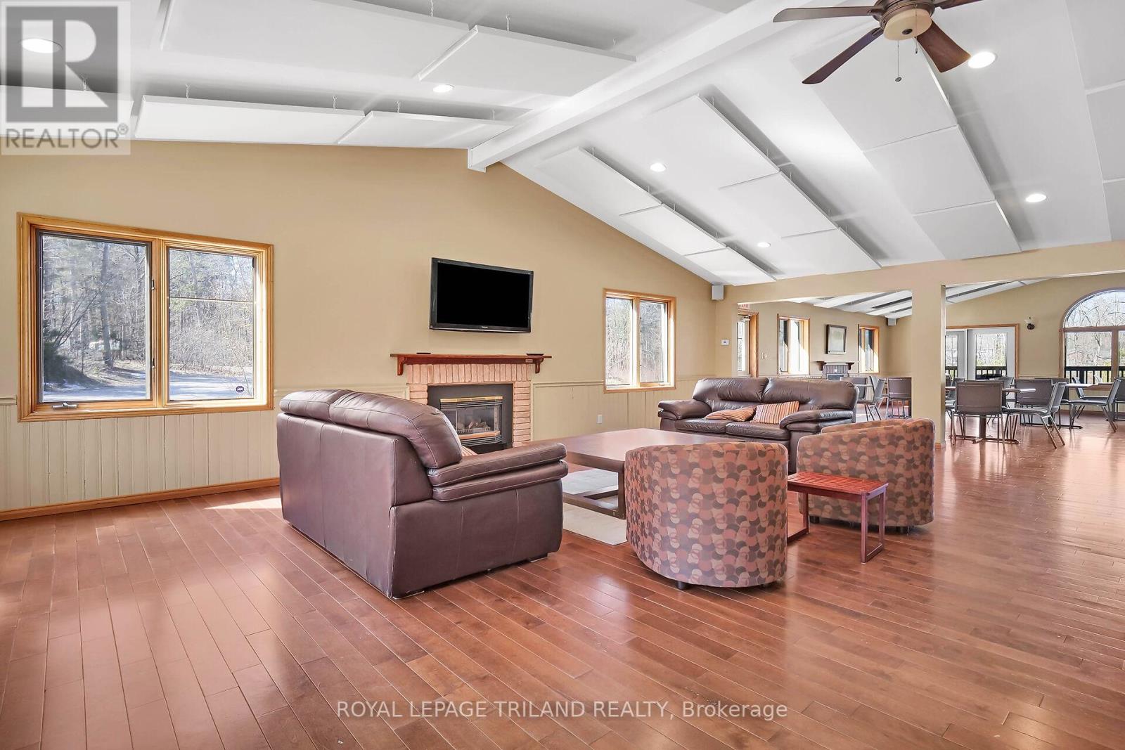 9945 RIVERVIEW ROAD - 40