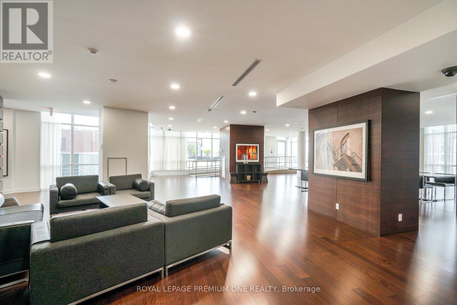 #S430 112 GEORGE STREET - 32