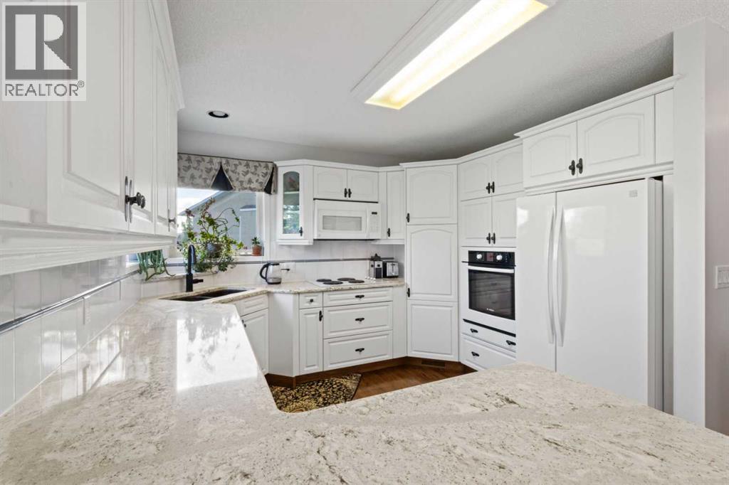 37 Riverview Close, Cochrane