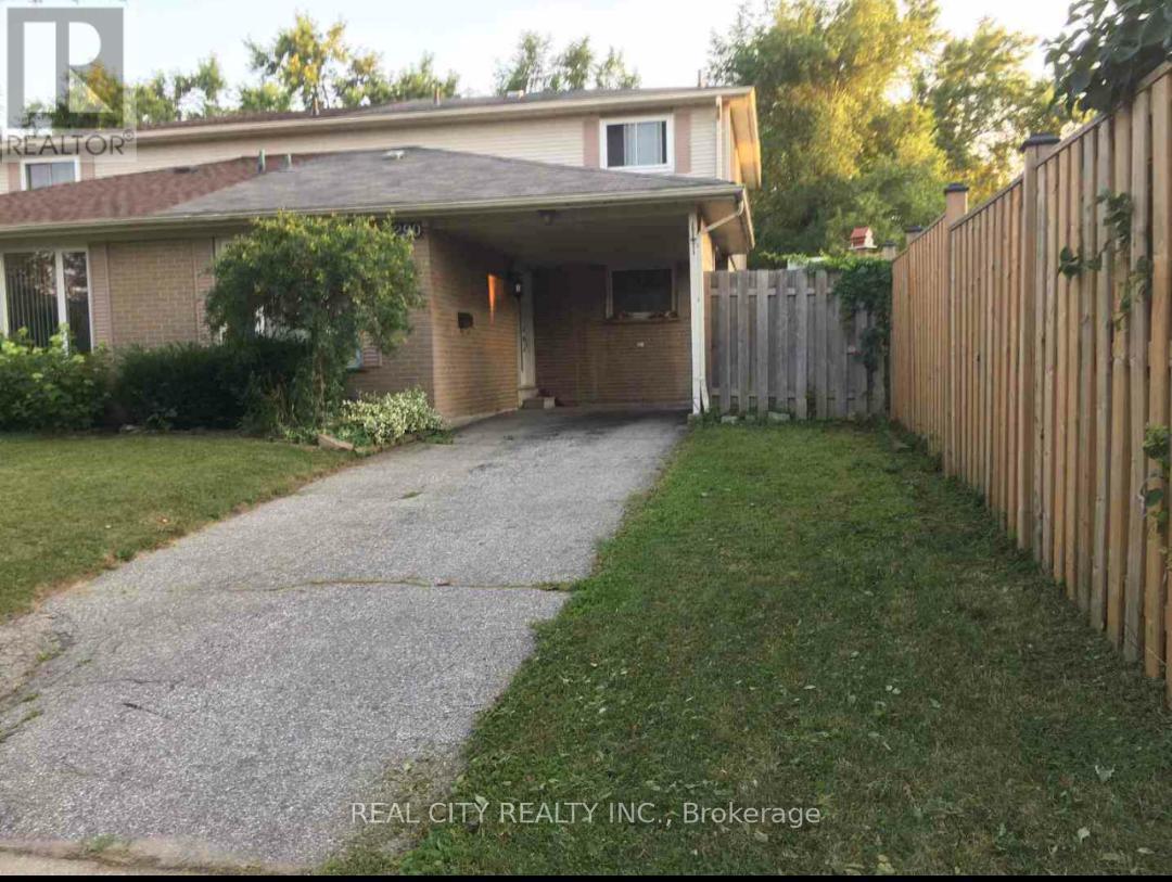 2290 DELKUS CRESCENT - 1