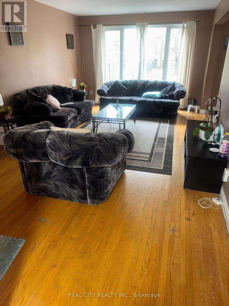 2290 DELKUS CRESCENT - 5