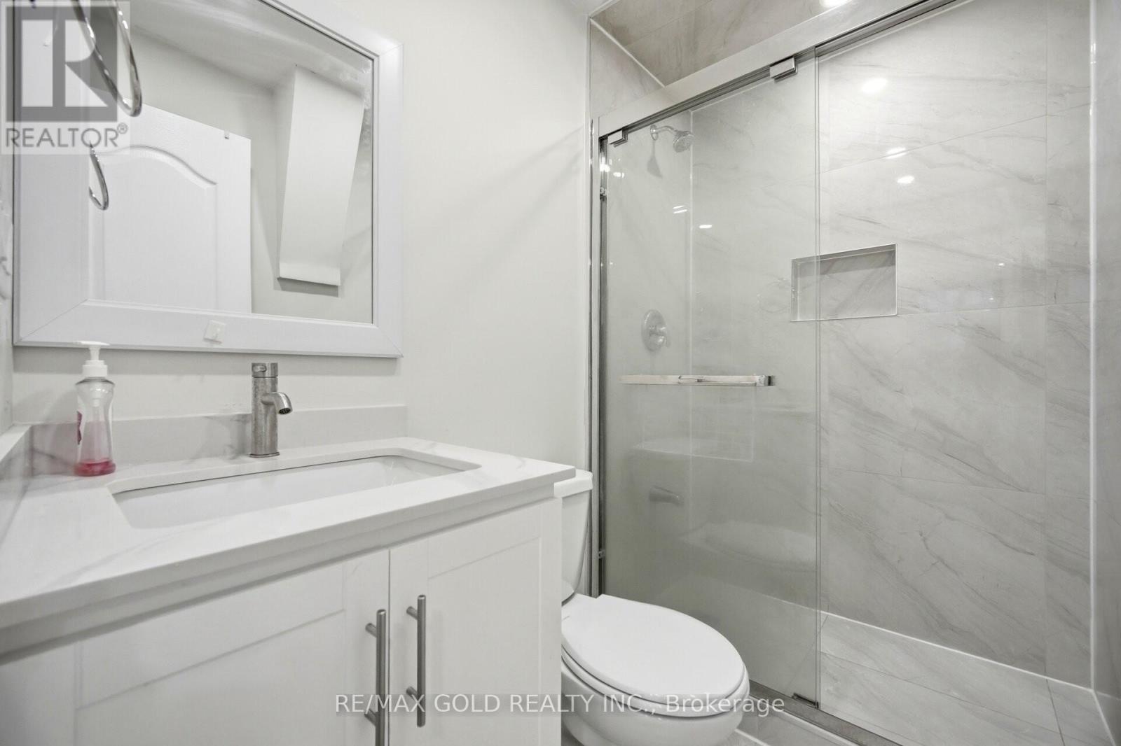 10 INWOOD PLACE - 27