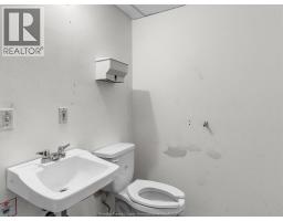 3751 Tecumseh Road East, Windsor, ON N8W1H1 Photo 13
