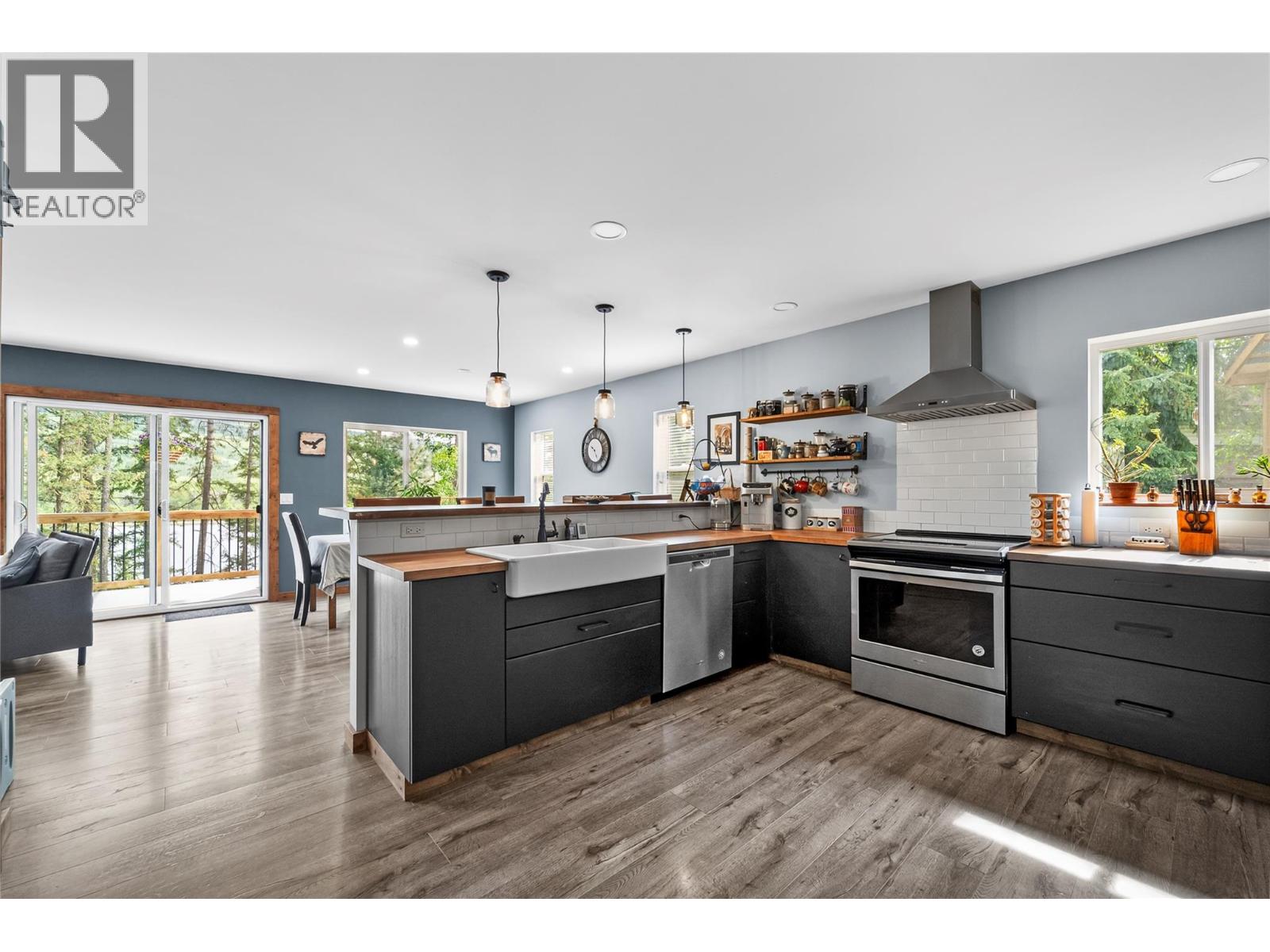 3307 POWELL Road - 3