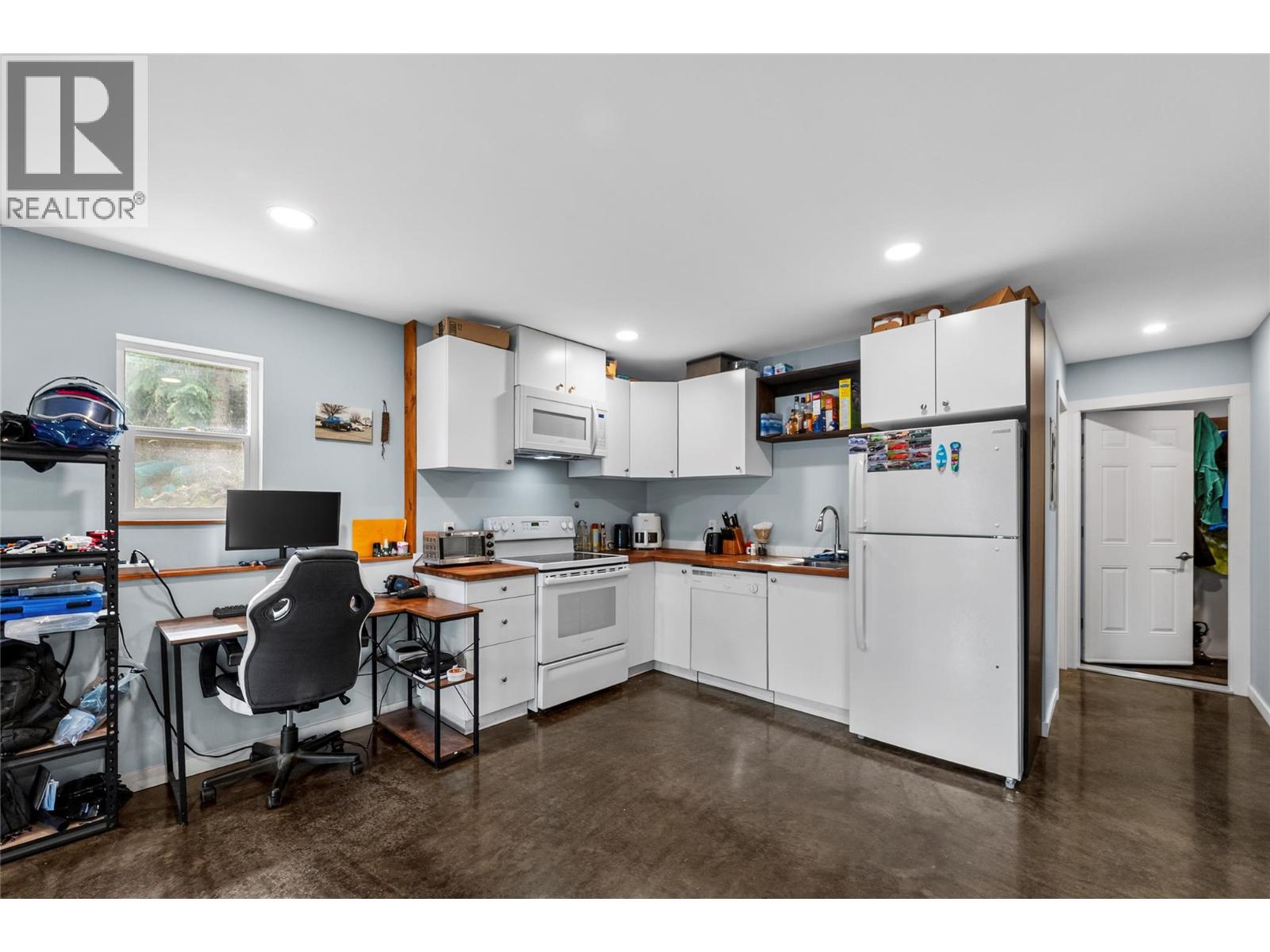 3307 POWELL Road - 31