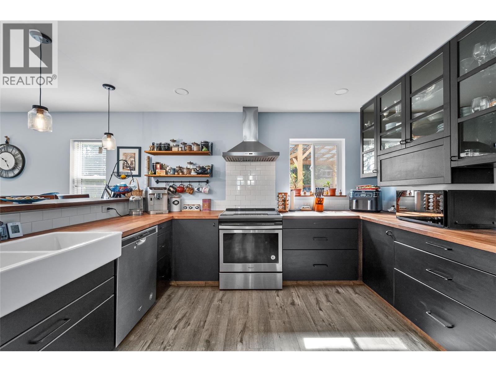 3307 POWELL Road - 4