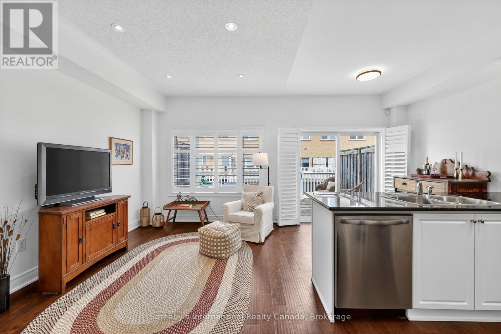 25 NORTH MAPLE STREET - 13