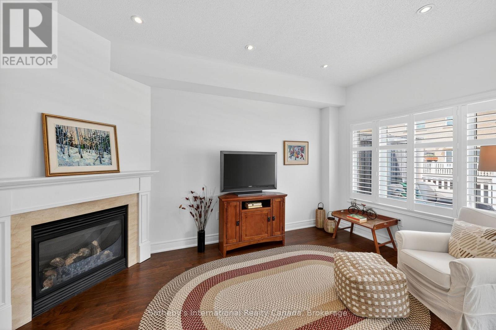 25 NORTH MAPLE STREET - 17