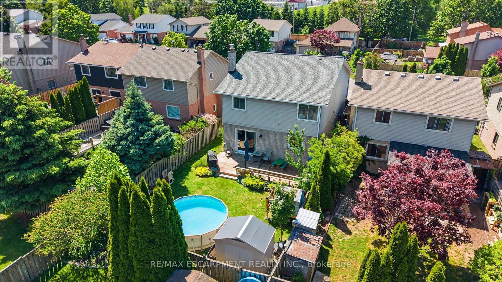 7 REMBRANDT DRIVE - 42