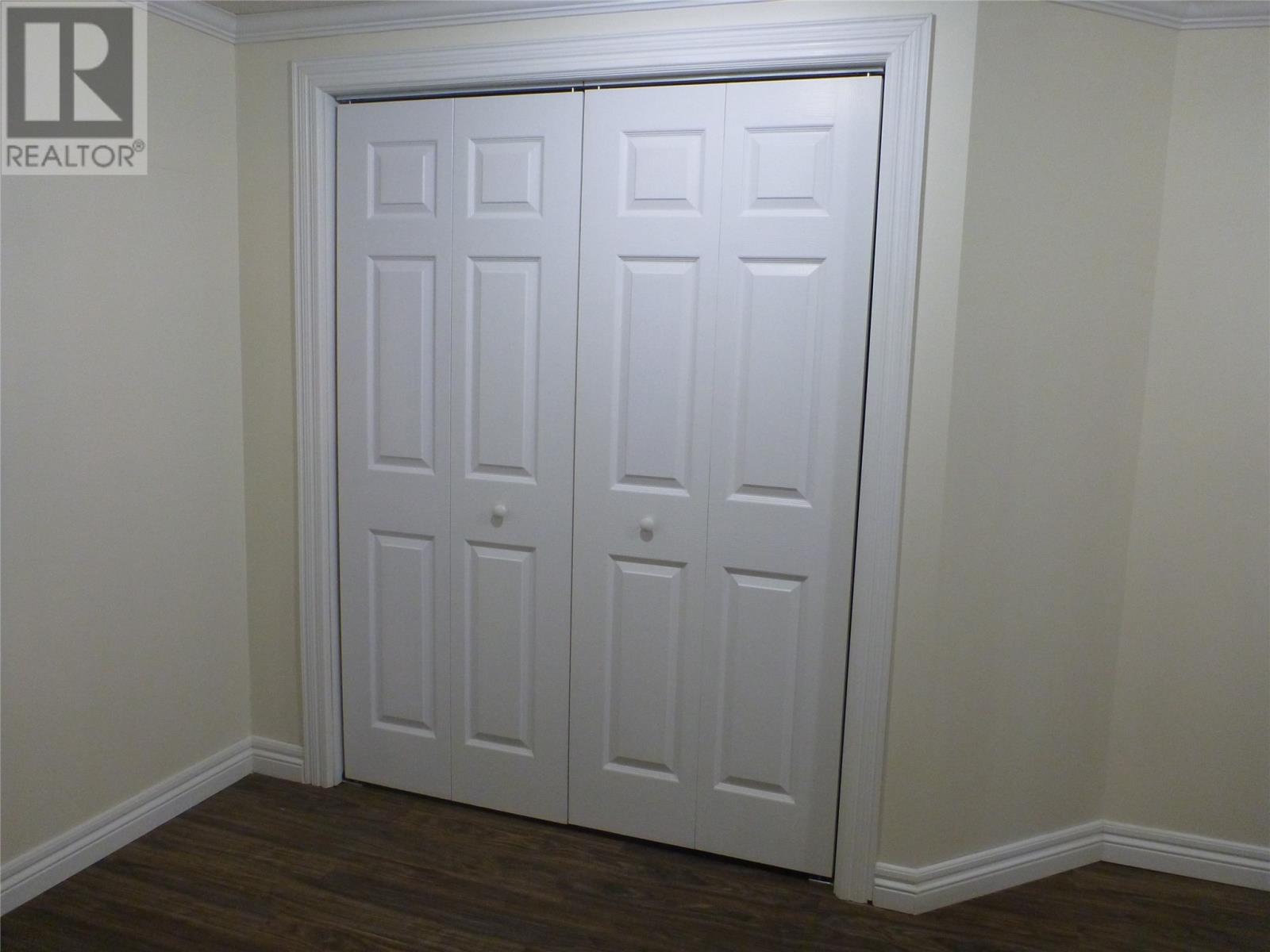 33 Pondside Road - 27