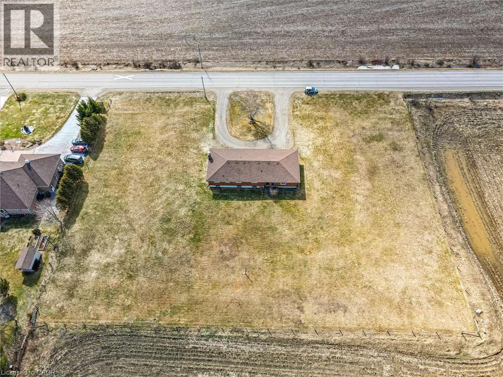 5109 WHITELAW Road - 3