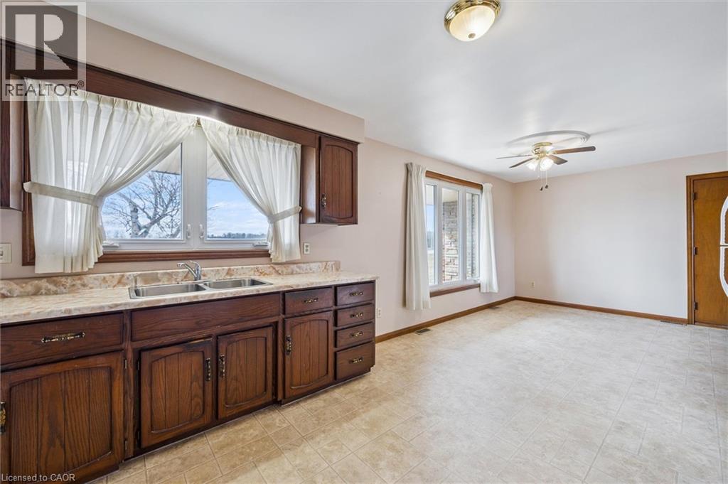 5109 WHITELAW Road - 15