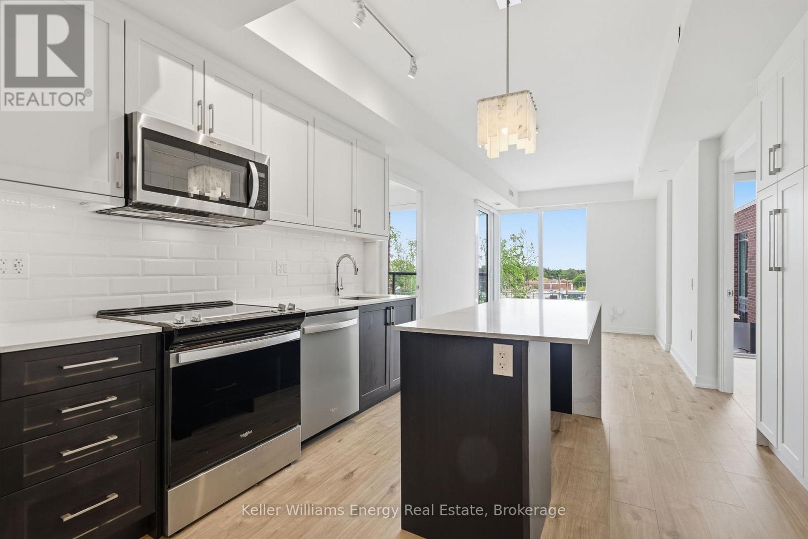 #417 201 BROCK STREET S - 4