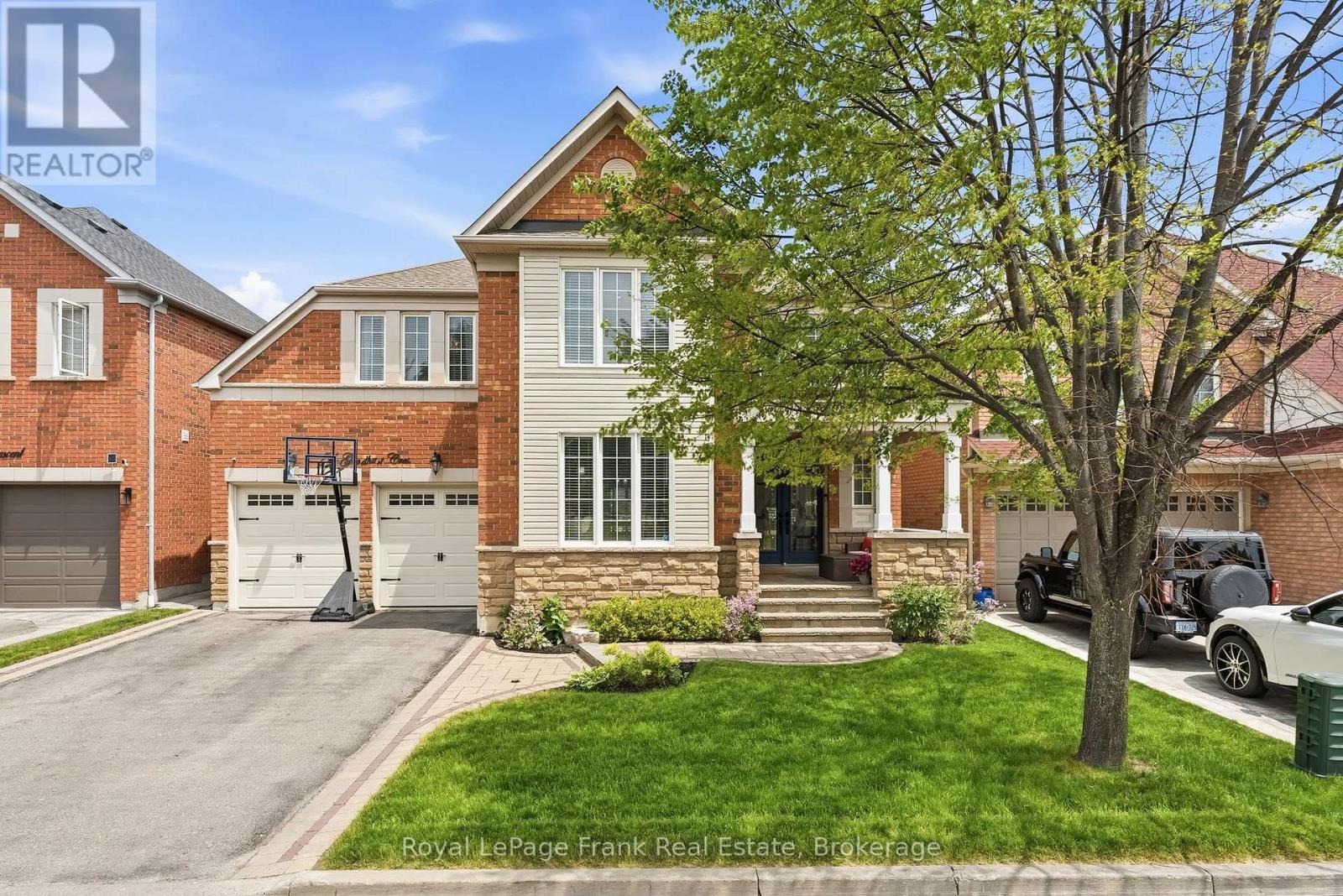 51 GOODHART CRESCENT - Image 2