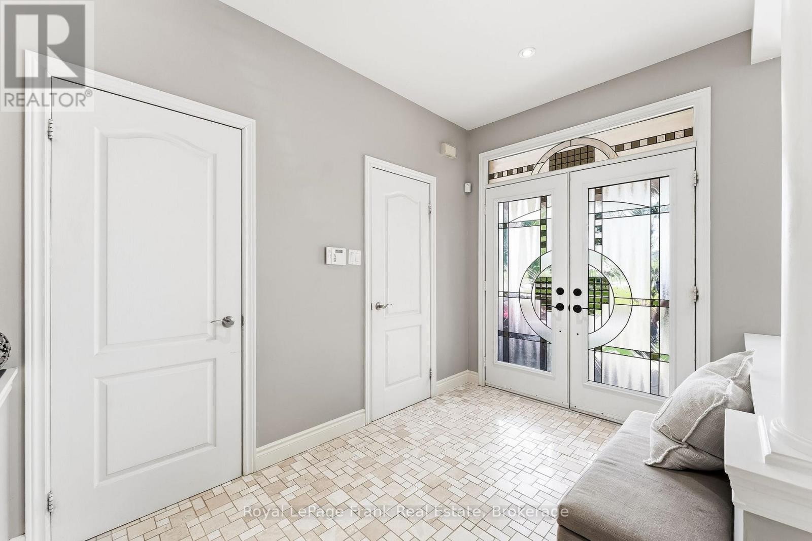 51 GOODHART CRESCENT - 6