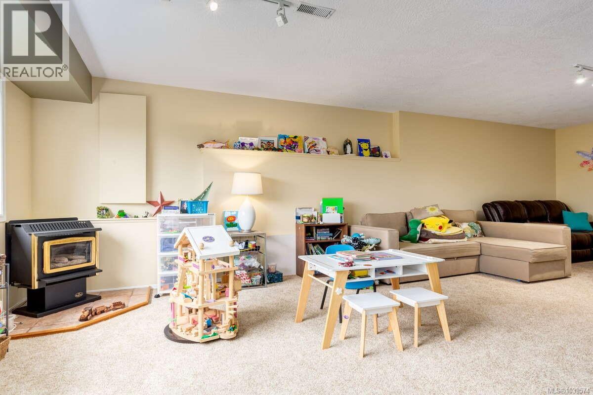 1206 McKenzie Dr - 34