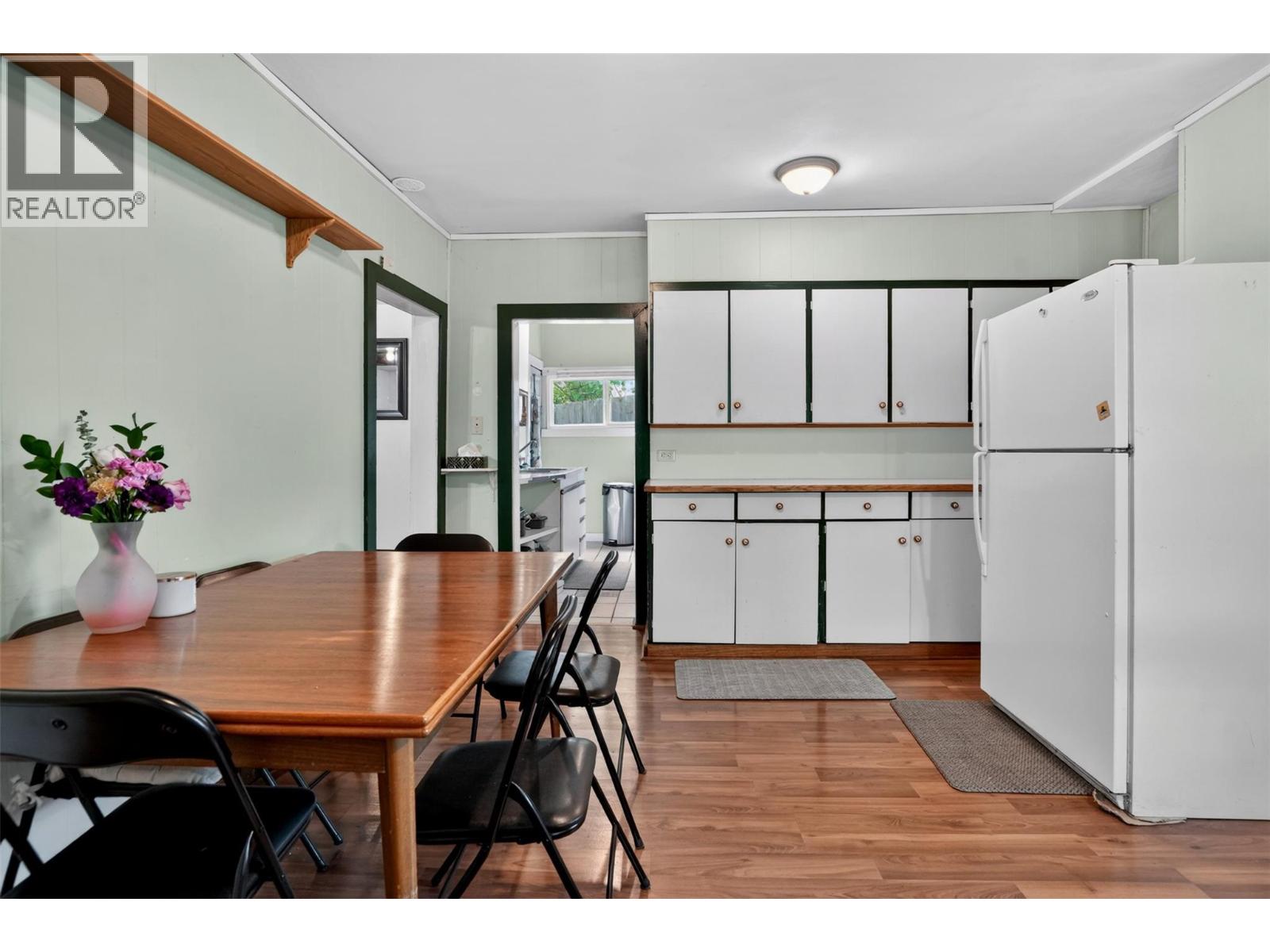 404 Houston Street - 19
