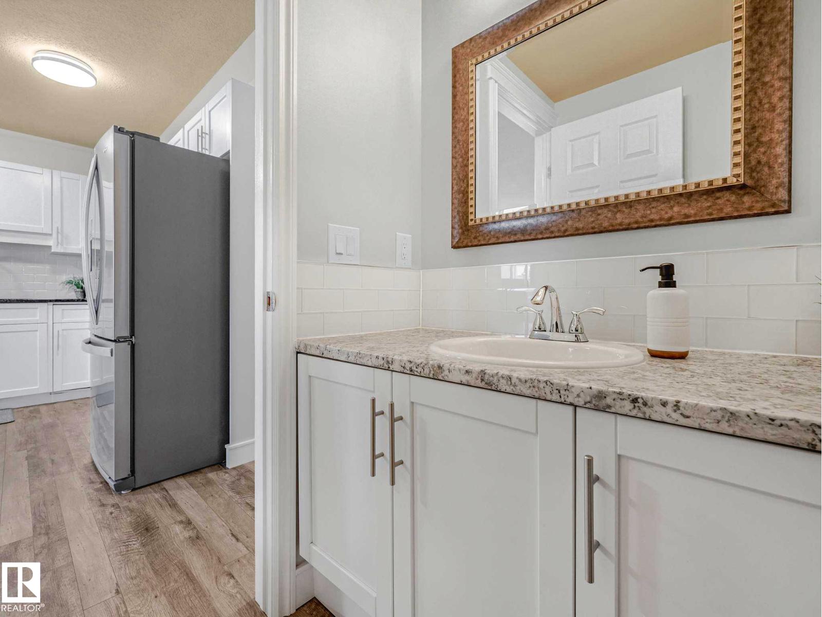 #35 15215 126 ST NW - 12