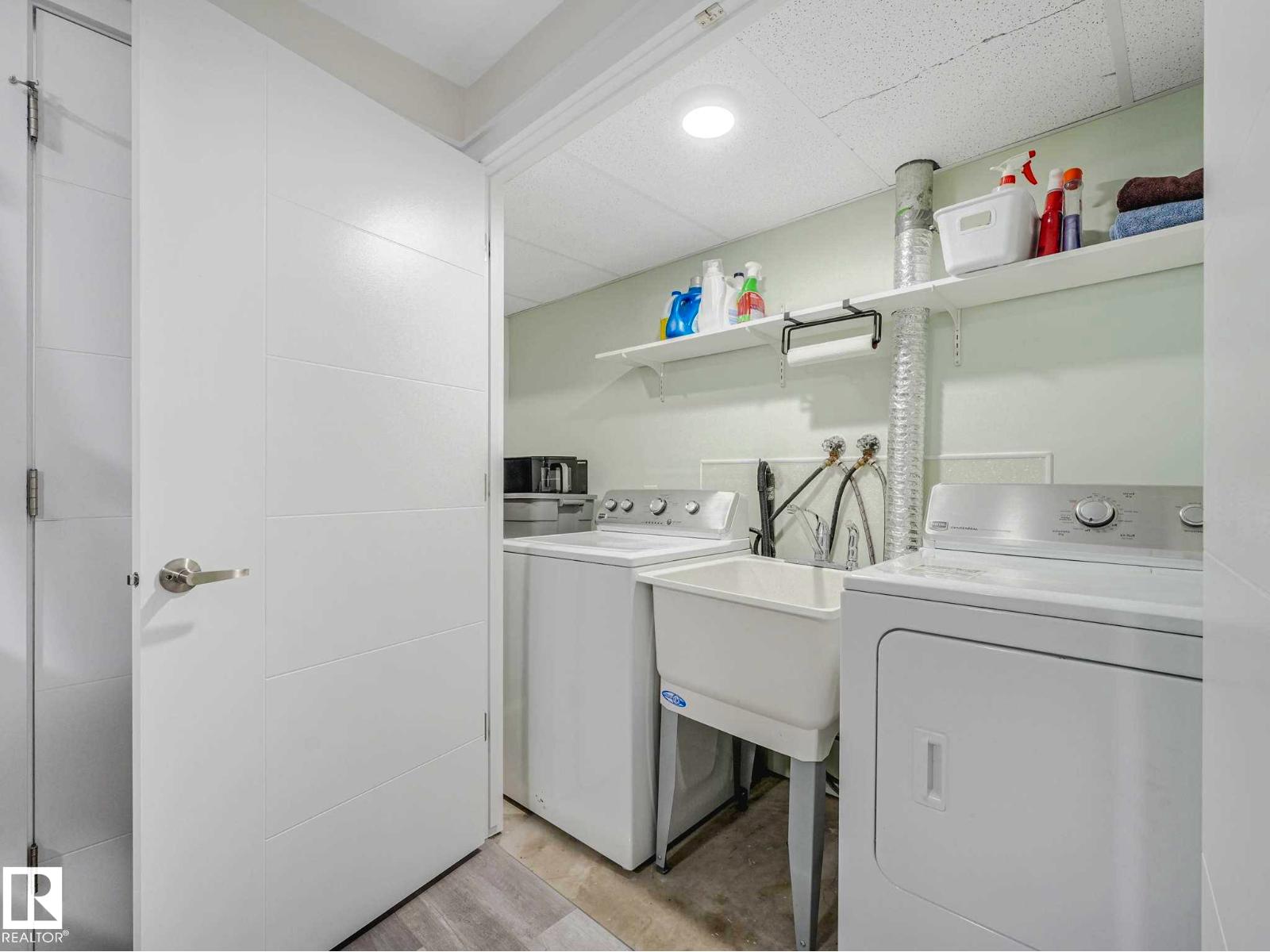 #35 15215 126 ST NW - 26