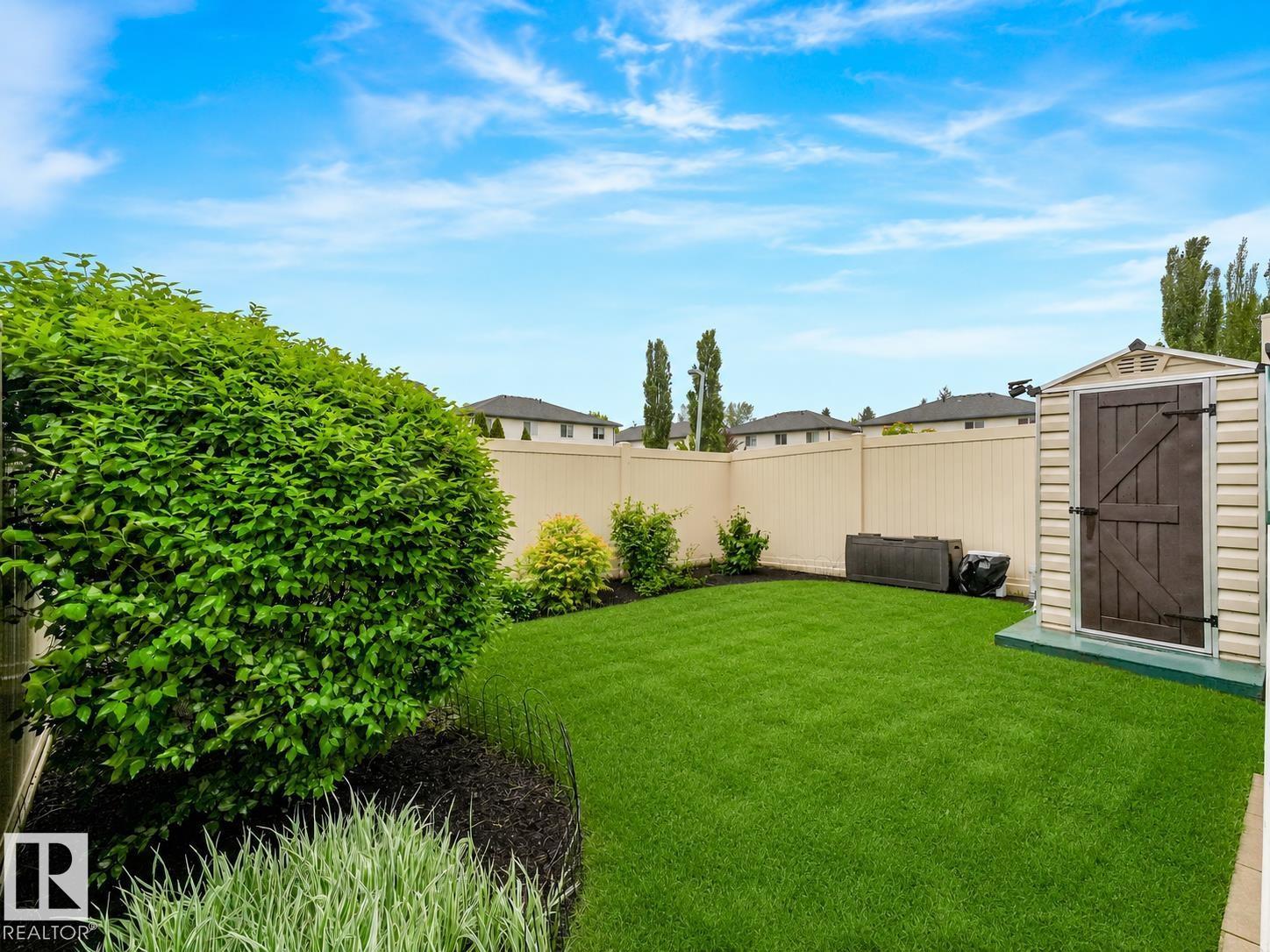#35 15215 126 ST NW - 31