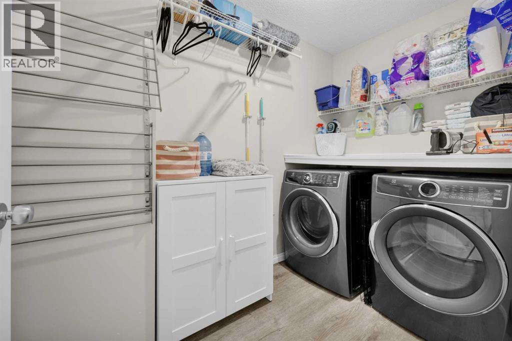 907 Cimarron Park Close S - 10