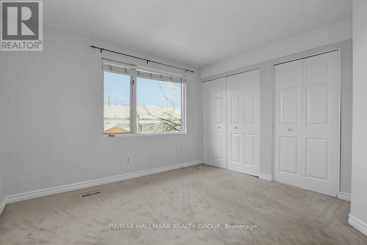 261 BRUYERE STREET - 15
