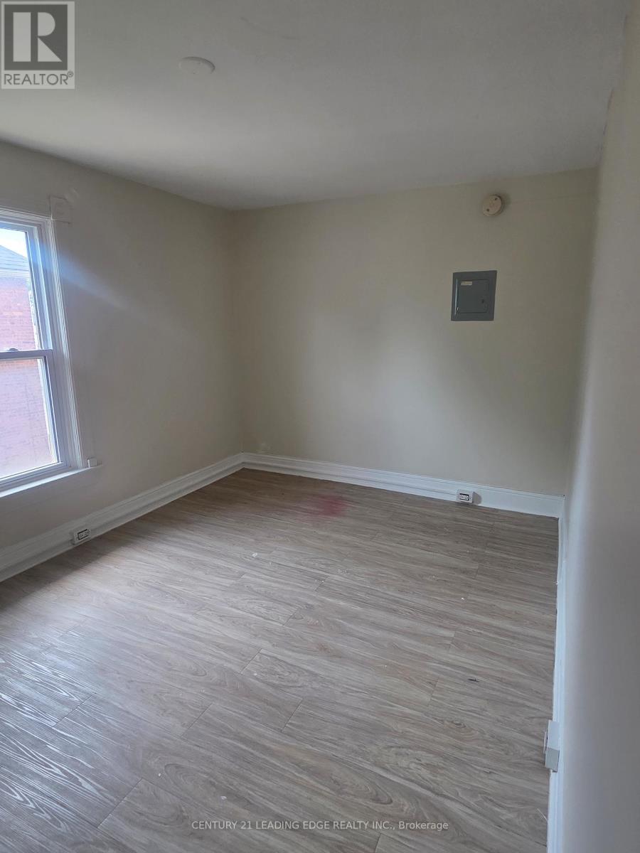 195 ALBERT STREET - 34
