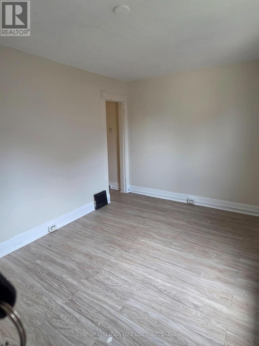 195 ALBERT STREET - 35