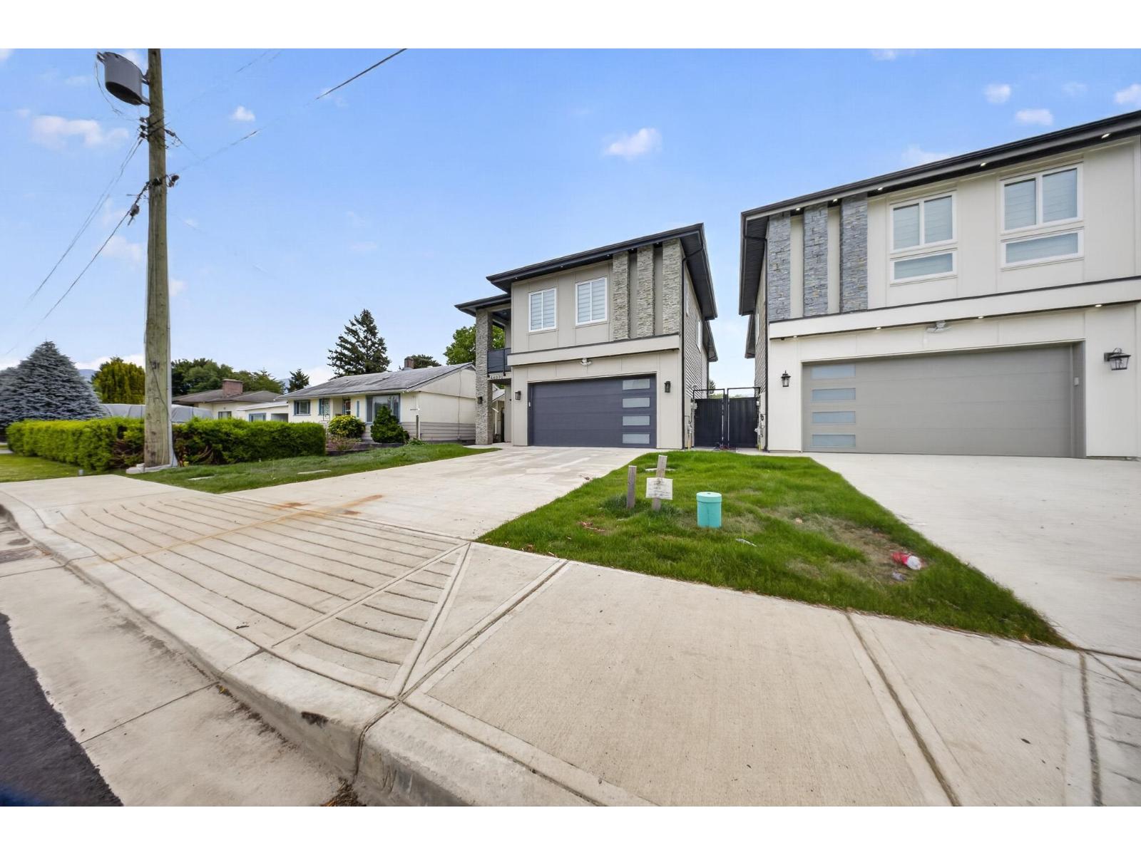 46070 SOUTHLANDS CRESCENT, Chilliwack Proper South