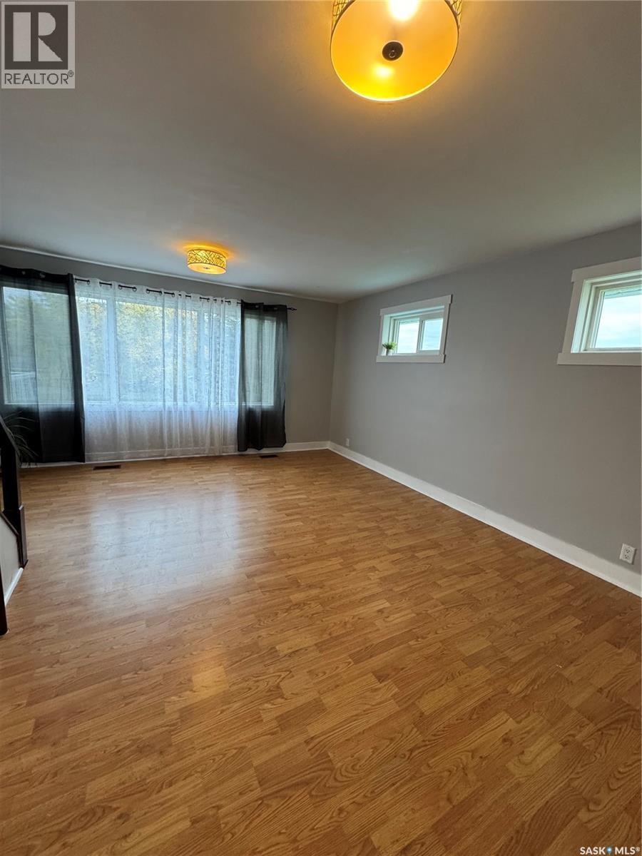 529 Albert STREET - 17