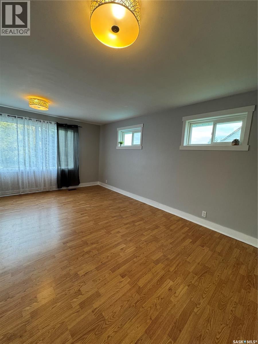 529 Albert STREET - 25