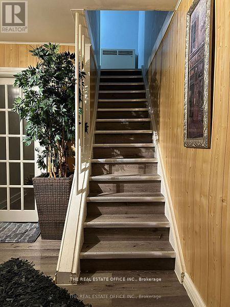 393 ADELINE DRIVE - 21