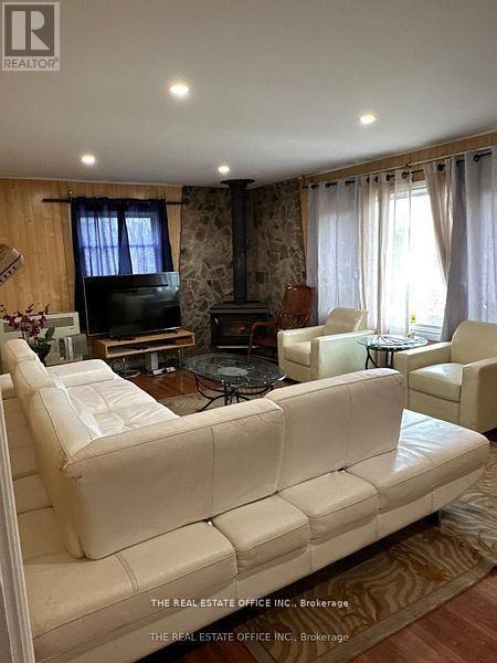 393 ADELINE DRIVE - 5