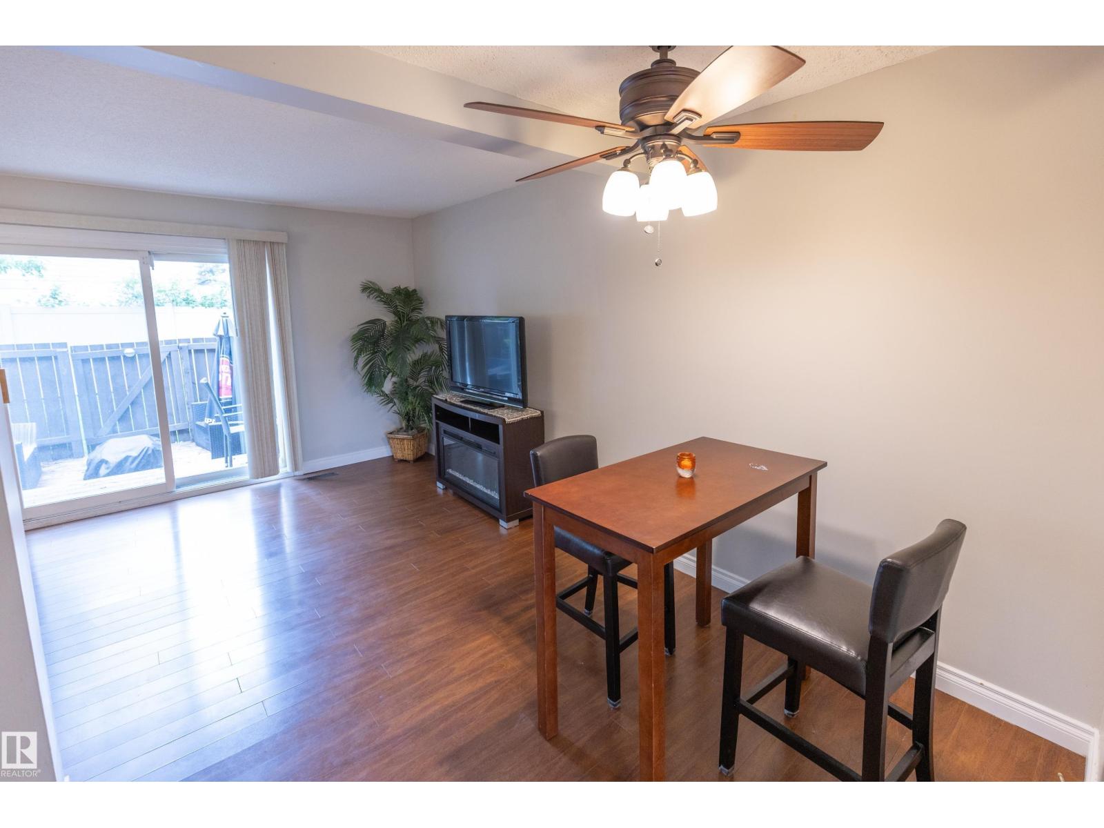 227 Woodbridge WY - 11
