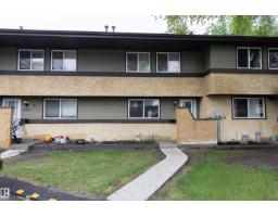 Row / Townhouse for sale at 227 Woodbridge Wy, Sherwood Park — MLS® E4492127