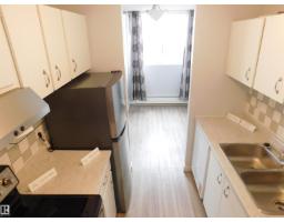 #903 13910 Stony Plain Rd Nw, Edmonton, AB T5N3R2 Photo 9