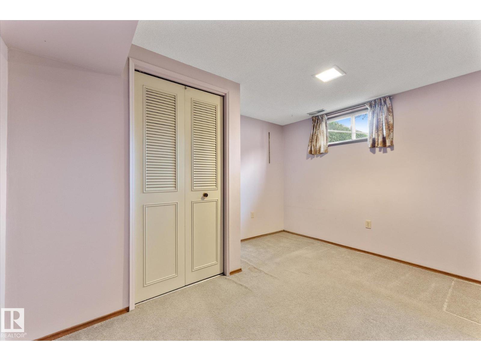 11008 162A AV NW - 23
