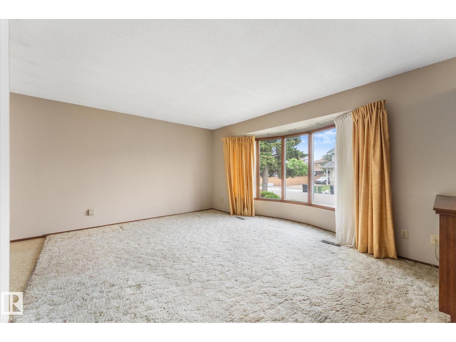 11008 162A AV NW - 9