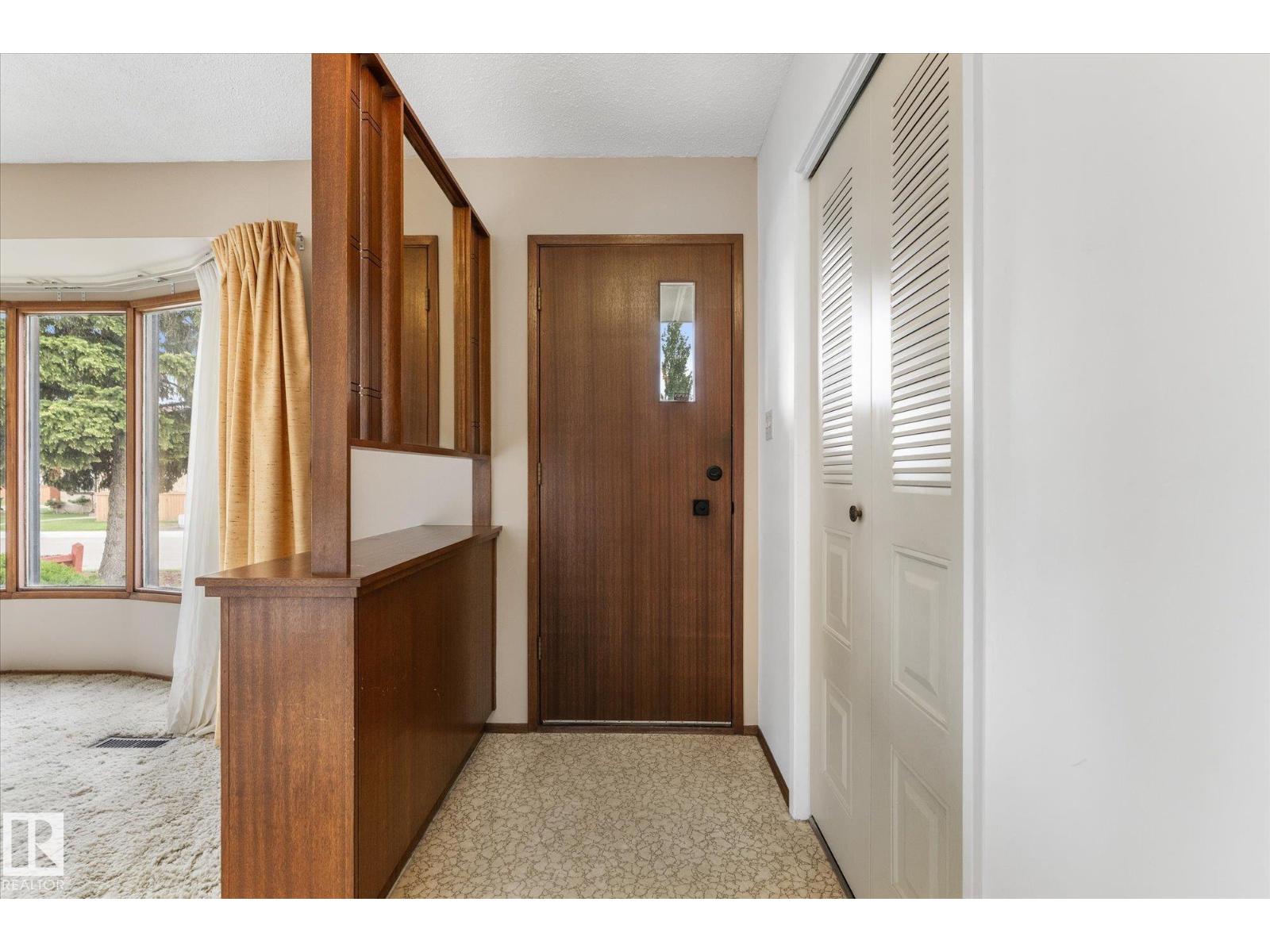 11008 162A AV NW - 19