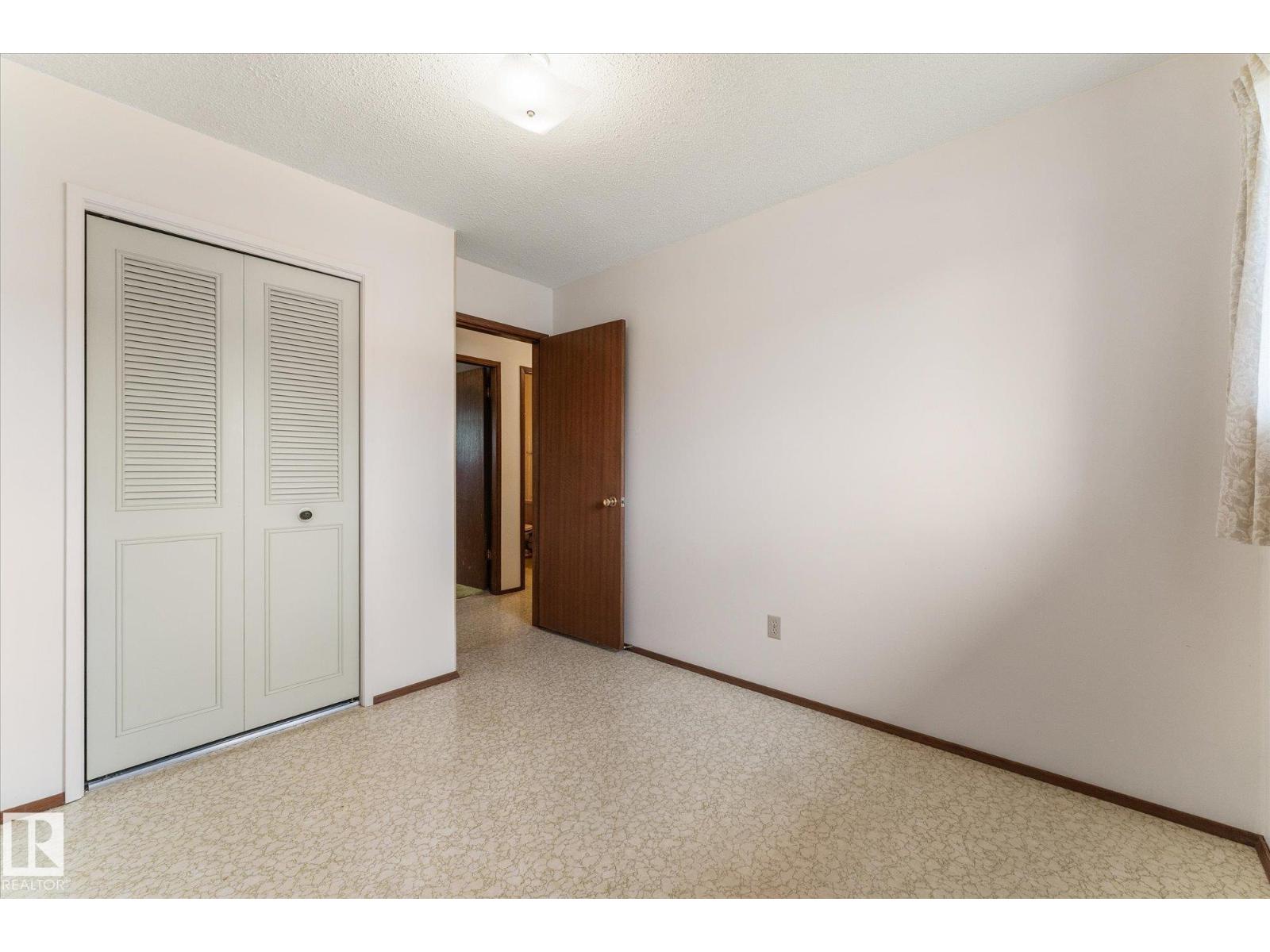 11008 162A AV NW - 21