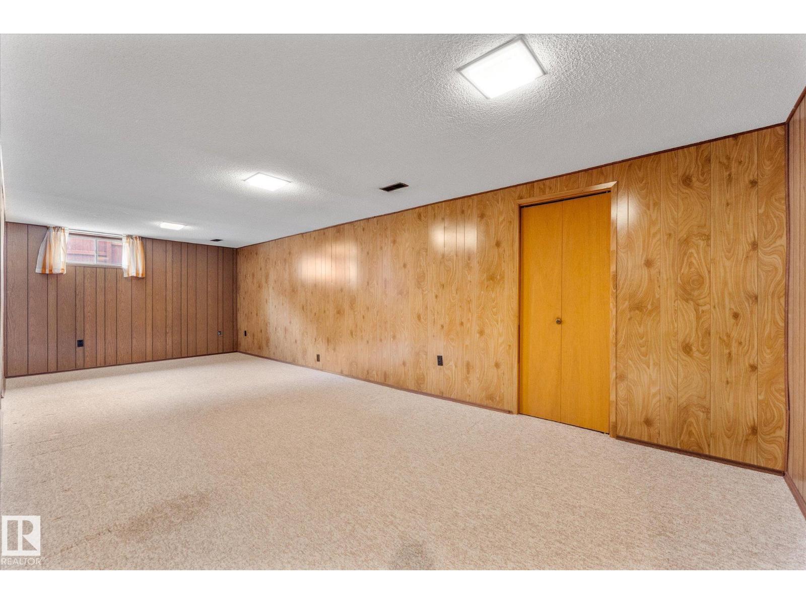 11008 162A AV NW - 29