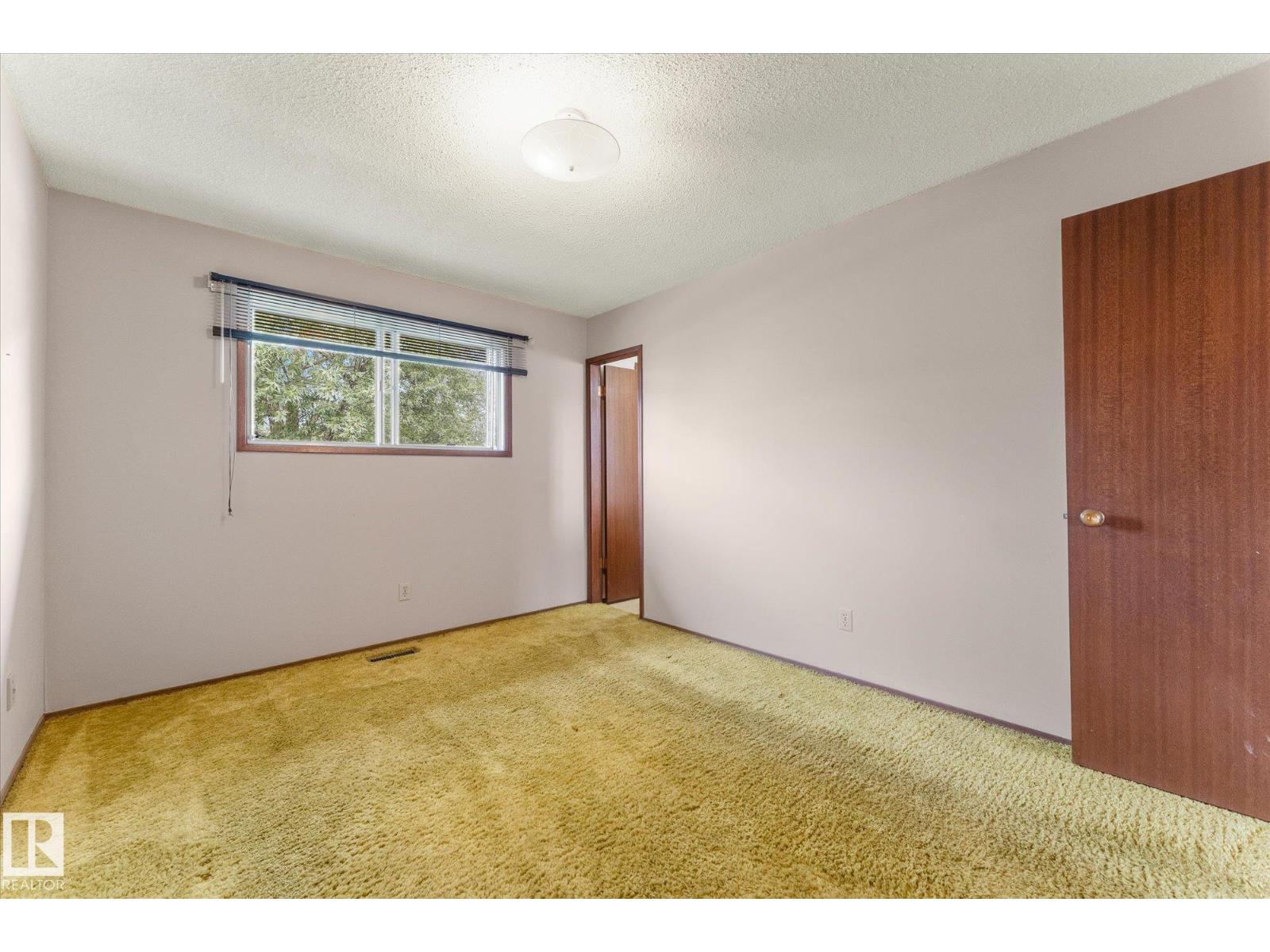 11008 162A AV NW - 15