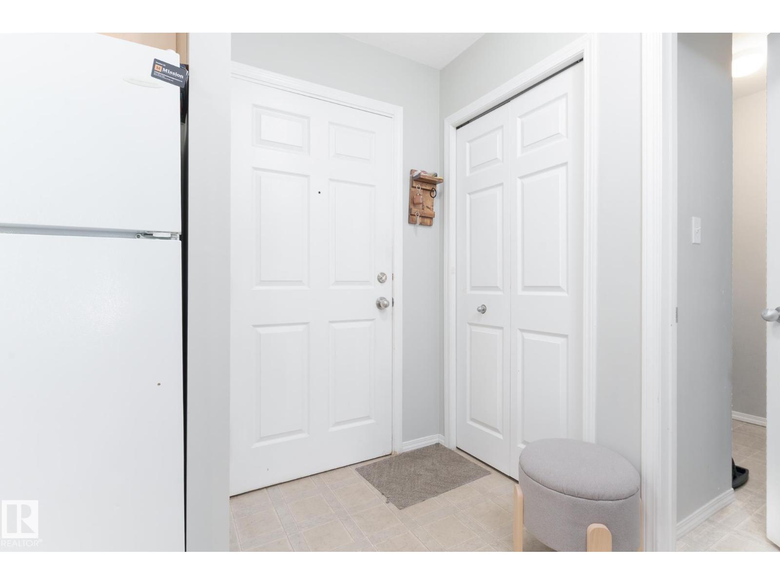 #418 4310 33 ST - 2
