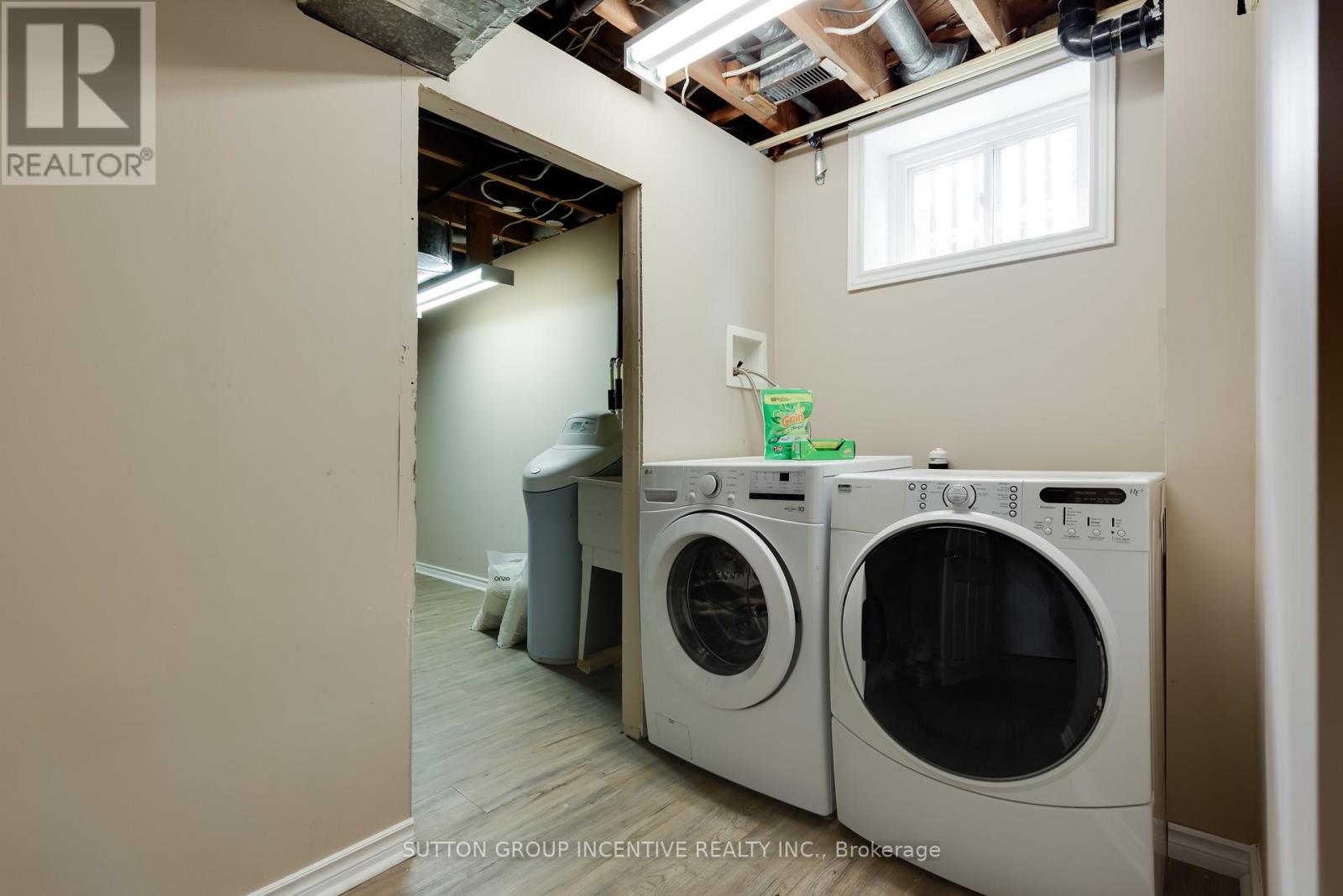 81 LETITIA STREET - 25