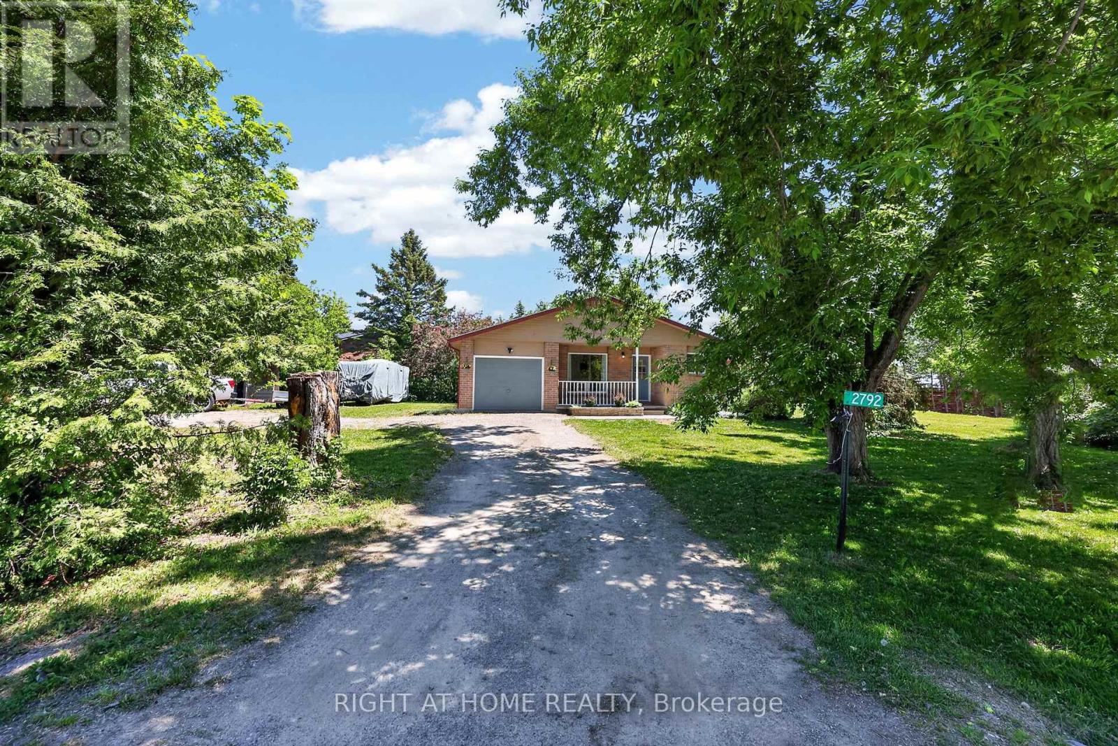 2792 STEPHEN DRIVE - 2
