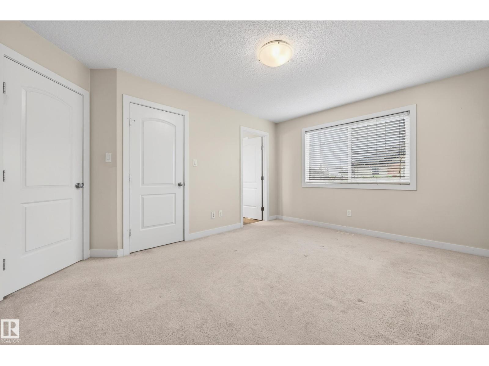 #48 8716 179 AV NW - 28