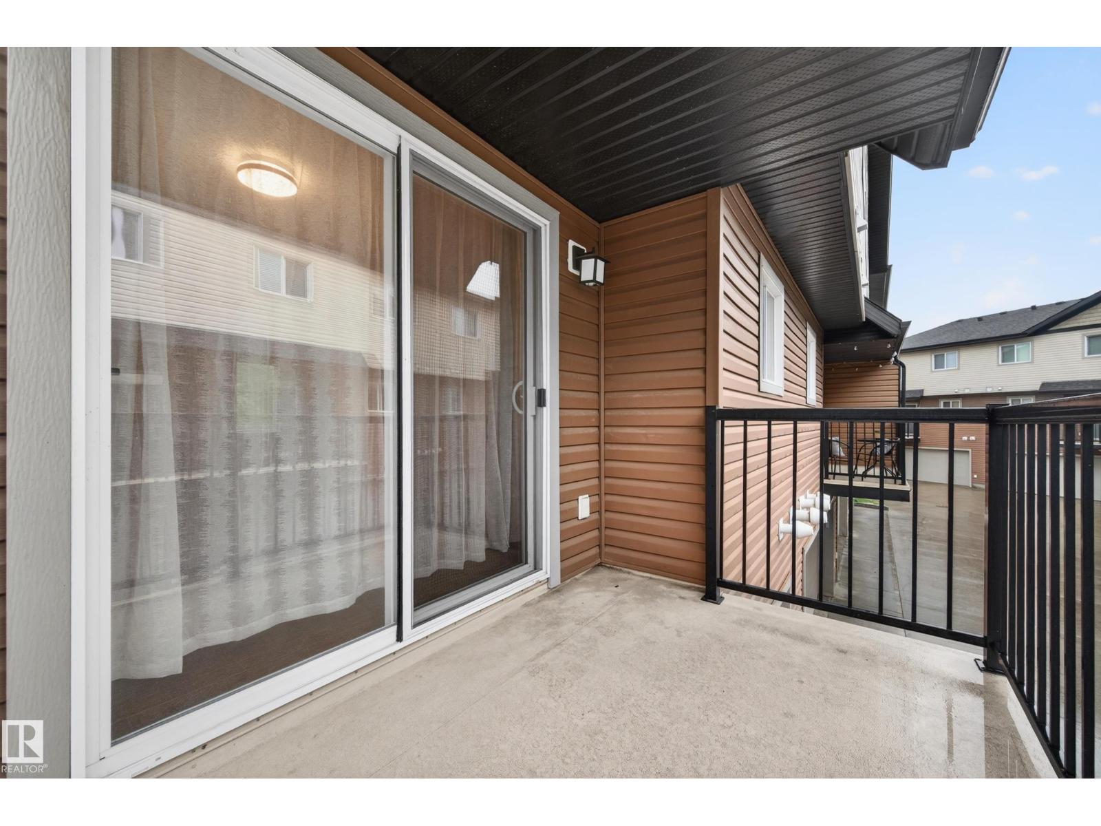 #48 8716 179 AV NW - 42