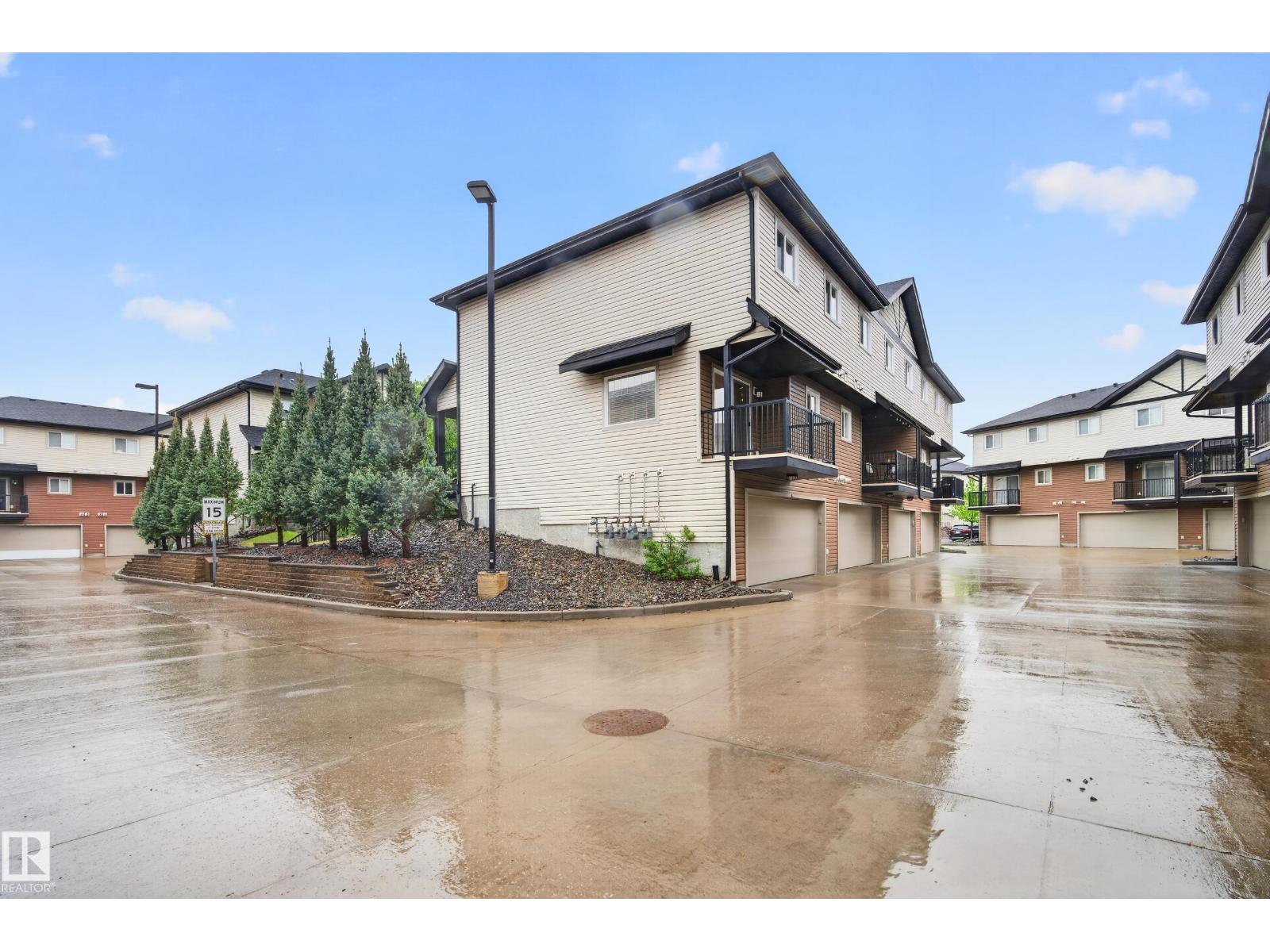 #48 8716 179 AV NW - 43