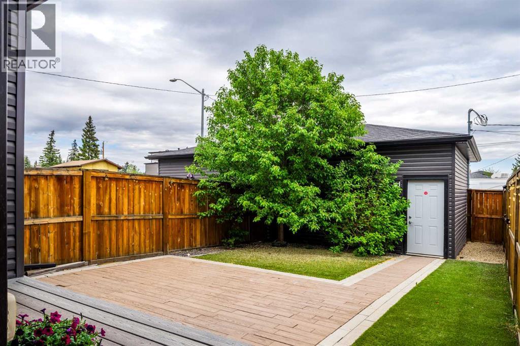 4660 82 Street NW - 37